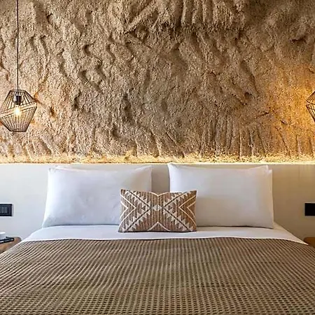 Philosophy Of Mykonos Boutique Ornos (Mykonos)
